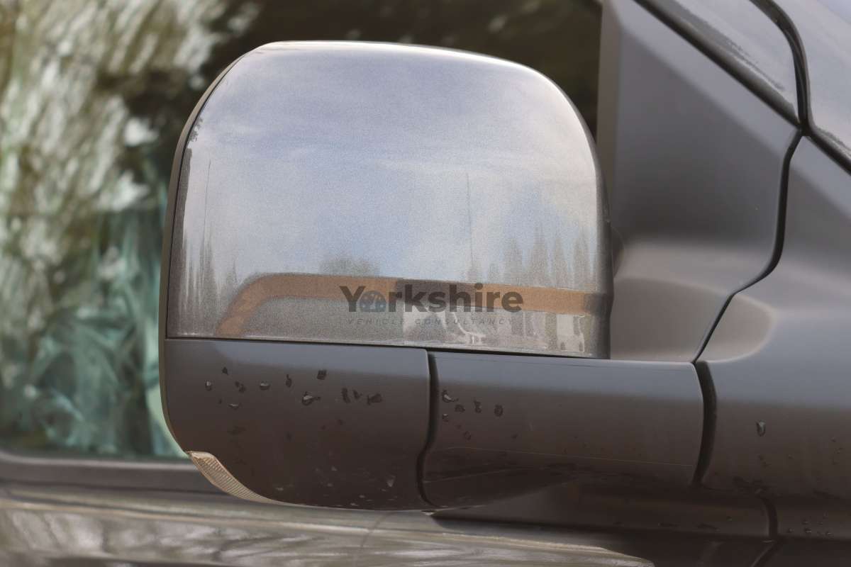 This is the Transit 320 Custom L1H1 DCiV Sport Hybrid vehicle.