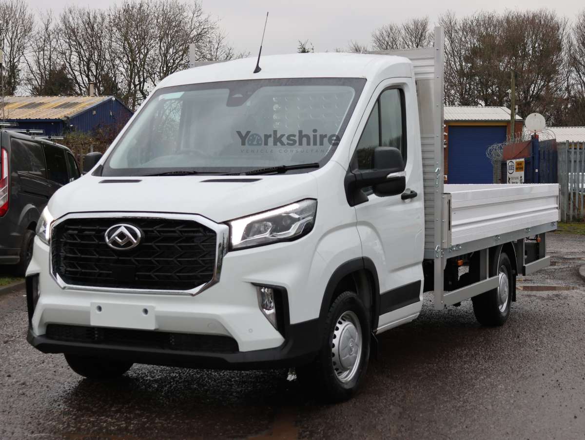 This is the Deliver 9 4.2m Dropside vehicle.