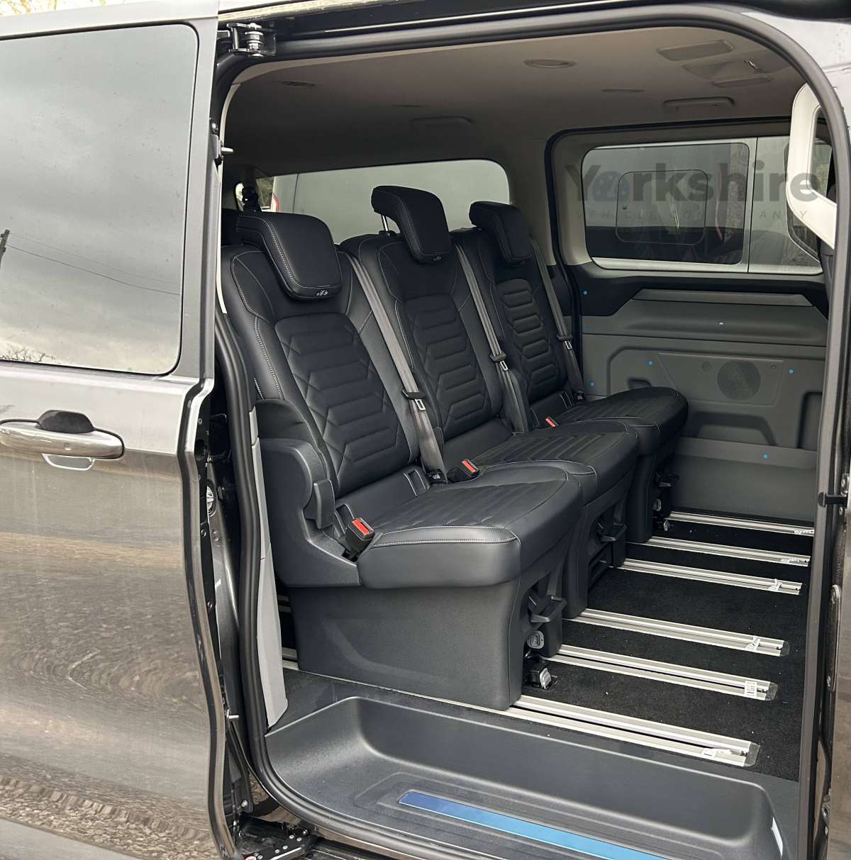 This is the Tourneo Custom 8-Seater Automatic vehicle.