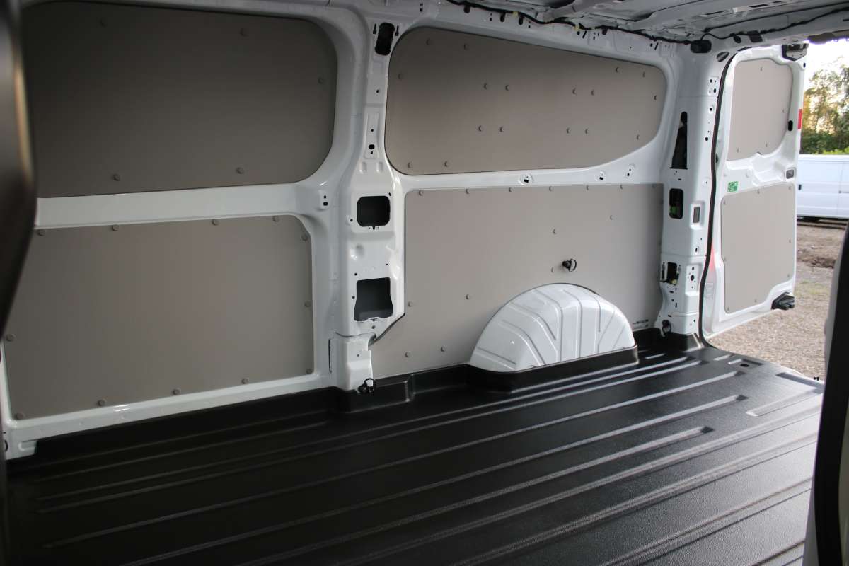 This is the Transit Custom LWB Trend Auto vehicle.