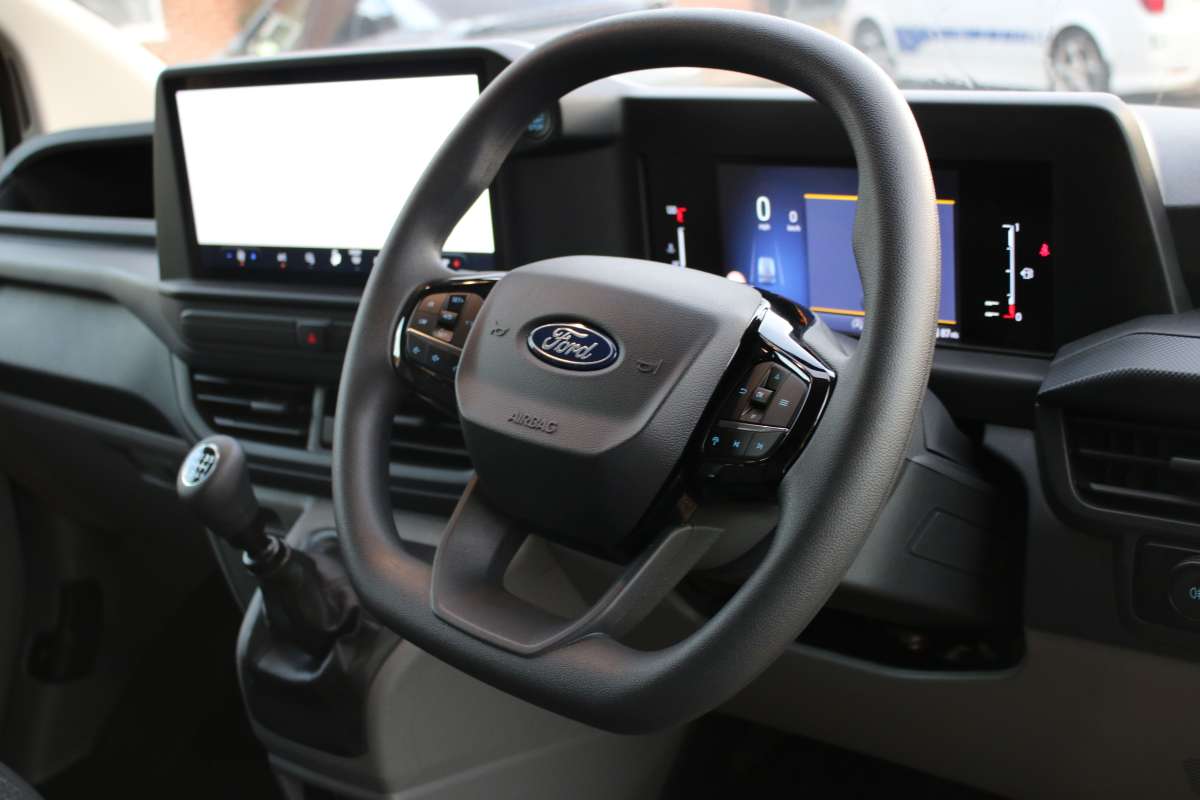 This is the Transit Custom LWB Trend Auto vehicle.